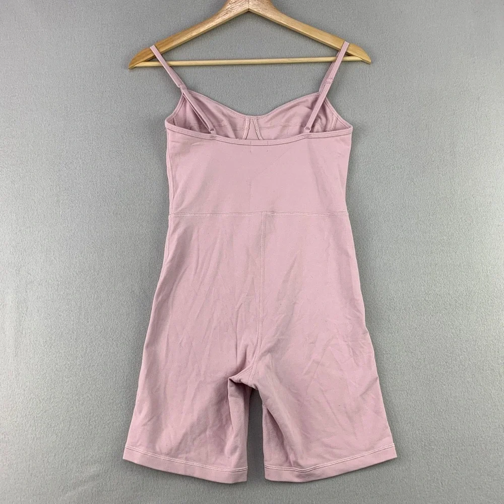 Wilfred Free Aritzia Divinity Romper Women Small Pink Bodysuit Shorts Athletic